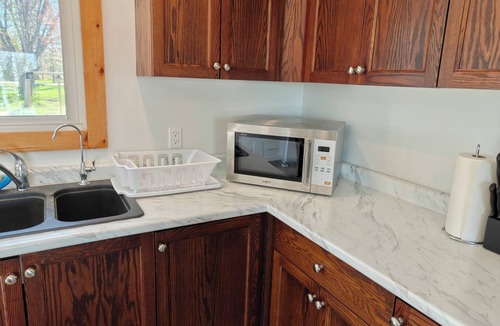 Kirkfield House | Kawartha Cottage | Canal Lake | Fire Pit + A/C