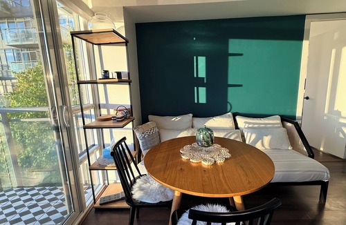 King West Village Condo | King West Sunset Apartment