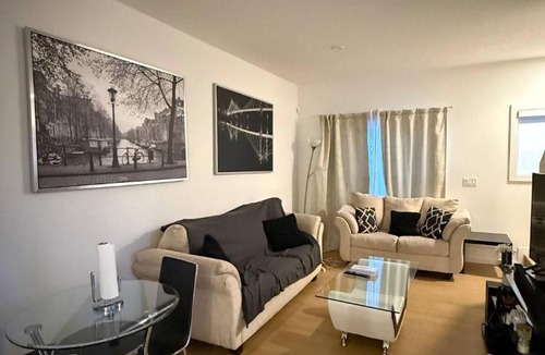 North Central Edmonton House | Kingsway-Downtown Luxury Retreat