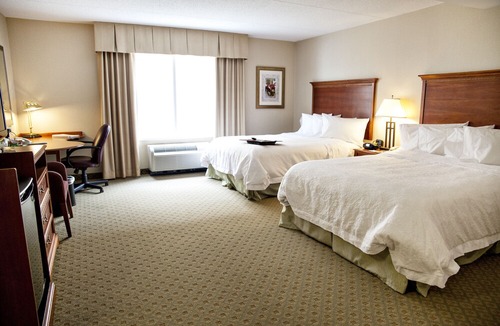 Rosemount Hotel | Kitchener Inn & Suites