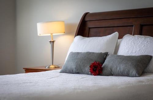 North End House | KnoxPeace BnB