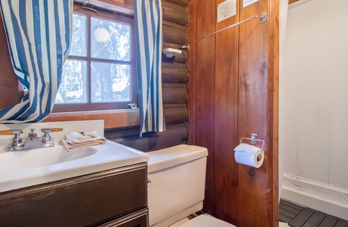 Vermilion Crossing RV Rental | Kootenay Park Lodge