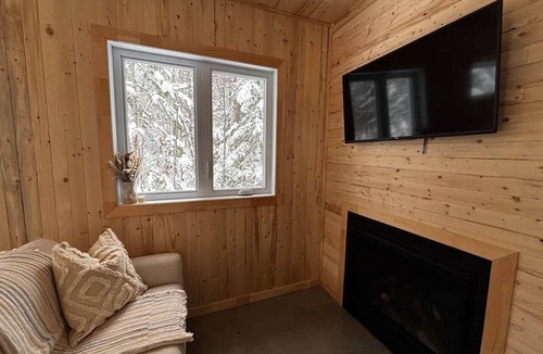 St-Augustin-de-Woburn House | KØZY mini-chalets Orion