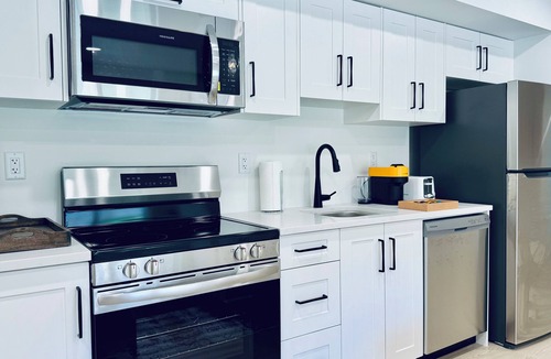 Langley House | L'espace Retreat. 2 Bedroom 1 Bathroom