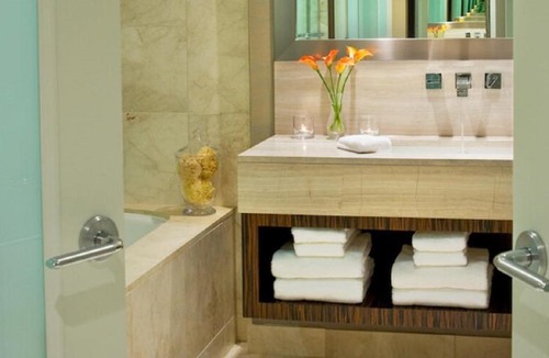 Central Hotel | L'Hermitage Hotel