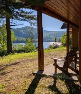 Lac-Saguay Hotel | L'Ours Bleu