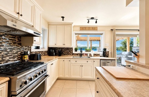 Nominingue House | La Baie la Vida,Bord de L`eau,Spa et foyer