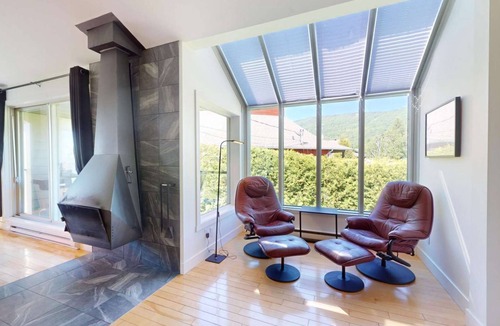 Saint Ferreol les Neiges Ski Chalet | La Crête - 3 Bedrooms - Cottage for 6 people with view of the mountain