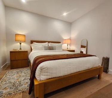 Rawdon Hotel | La Petite Auberge sur Queen