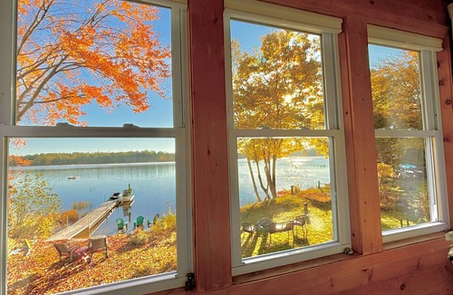 Windham House | Lakefront 15 mins from Portland, Experienced Super Host