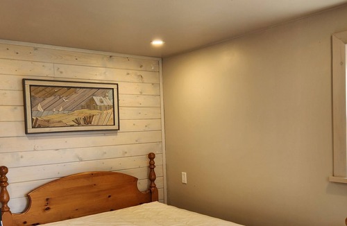 McDougall Cottage | Lakefront Family Cottage - swim, boat, fish, hike, ride