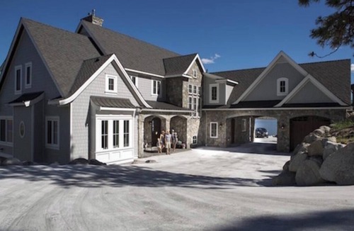 Kamloops House | Lakefront luxury house in beautiful BC interior - sleeps 21!