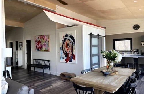 Carling Cottage | LakeHaven: New, inspired, monthly retreat