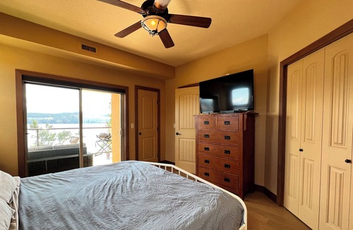 Central Okanagan Condo | Lakeside condo at Lake Okanagan Resort