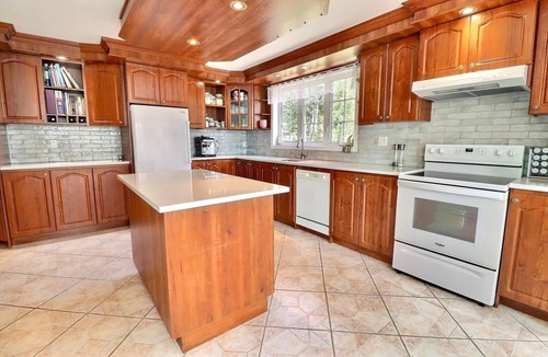 Lamarche Ski Chalet | Lakeside cottage! A haven of peace.