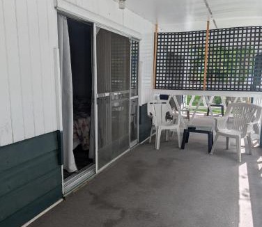 Williams Lake Hotel | Lakeside Motel