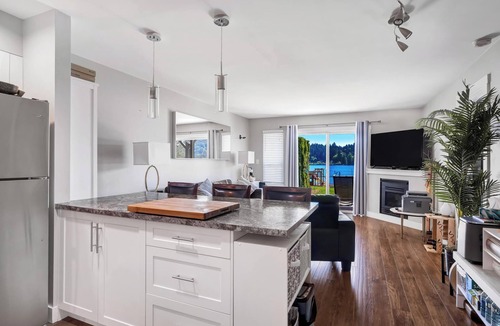 Shawnigan Lake Condo | Lakeside Resort Suite on Shawnigan Lake. Easy beach and lake access!