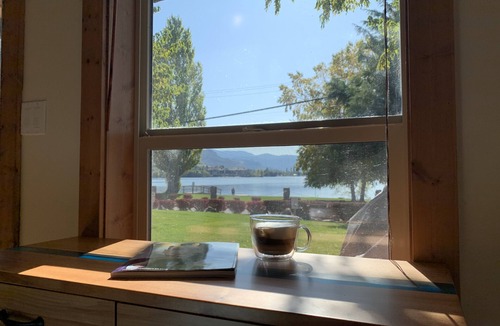 Osoyoos House | Lakeside Townhome - Now booking dates through NEW VRBO# 9707789