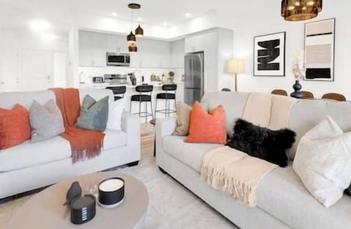 Huntsville Condo | Lakeside Upscale Spa Getaway w/Sauna
