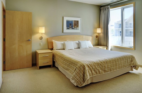 Gimli Hotel | Lakeview Gimli Resort & Conference