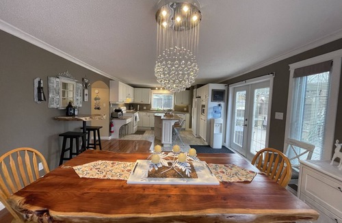 Central Alberta House | Lakeview House in Alberta Beach with Wrap Around Deck
