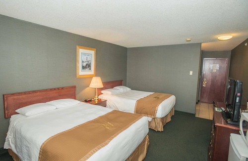 Fort Saskatchewan Hotel | Lakeview Inns & Suites Fort Saskatchewan