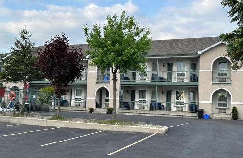 Wasaga Beach Hotel | Lakeview Resort Motel