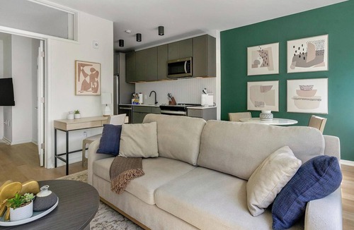 Durham Apartment | Landing | Incredible 1BD, Pool, Gym
