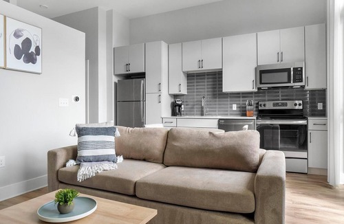 Downtown Apartment | Landing | Stunning 1BD, Courtyard, Pool
