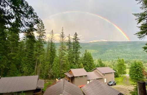 Craigellachie Cabin | Last Spike Lodging