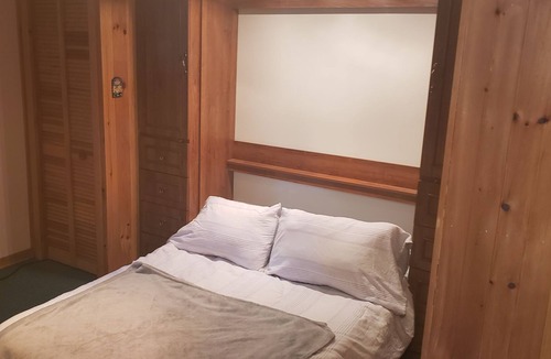Val David Ski Chalet | Laurentian Chalet