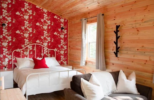 Halifax County House | Lawrencetown Lodge - The Redwood Studio