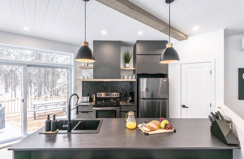 Chertsey Ski Chalet | Le Ô Calm |Spa| Hamac