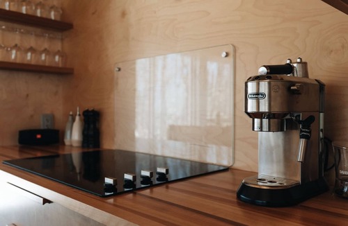 Chertsey Ski Chalet | Le Bois & Lumière - Woodland Retreat, Sauna, Fire & Snowy Trails