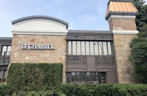Cote-Des-Neiges—Notre-Dame-De-Grace Hotel | Le Chabrol Hotel & Suites