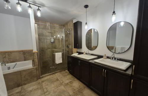 Saint-Brigitte-de-Laval House | Le Cormoran