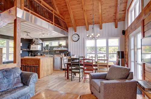 Magog Ski Chalet | Le Hibou - Lake access cottage Lovering - Magog - 3 bedrooms !