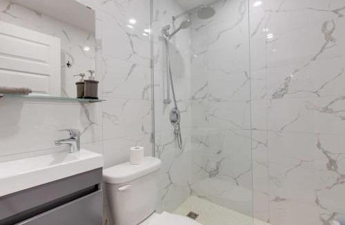 Mile End Apartment | Le Mile End by M11 - Modern & Comfy Studio