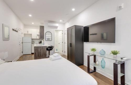 Mile End Apartment | Le Mile End by M11 - Modern & Comfy Studio
