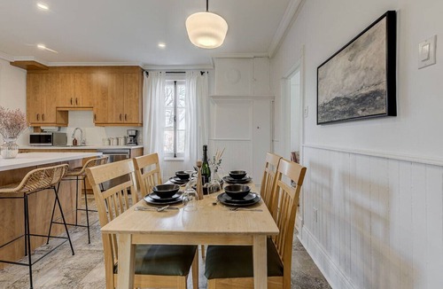 Quartier 5-4 Apartment | Le Patrimonial-Two bedrooms