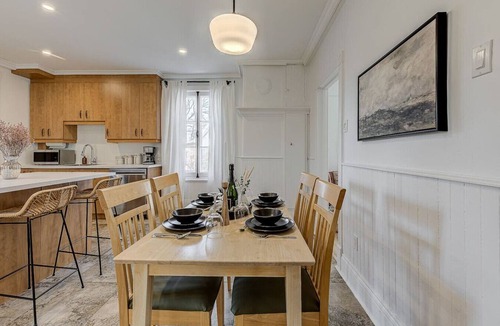 Quartier 5-4 Apartment | Le Patrimonial-Two bedrooms 6 persons