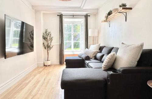 Quartier 5-4 Apartment | Le petit d'Antan Parking 10 min from the center