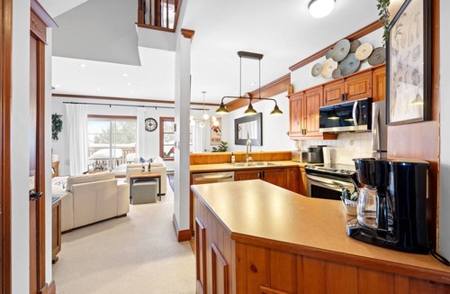 Mont-Tremblant Condo | Le Plateau Ski In/Out w/3bdrs w/Pool Access