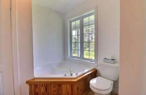 Pohenegamook Ski Chalet | Le Pomerleau | Private Hot Tub | Lake View