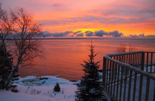 Saint-Simeon Ski Chalet | Le Ptit Bijou au Bord du Fleuve