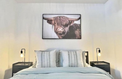 Ste. Foy Apartment | Le Ranch - with EV Chrger Level 2