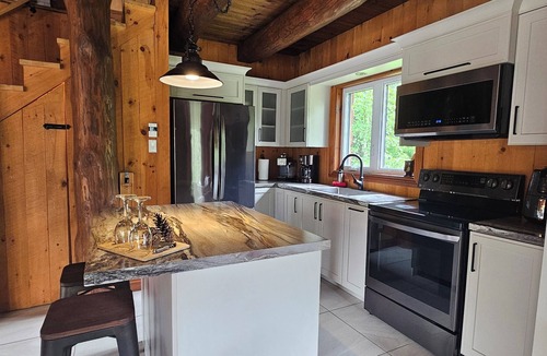 Saint-Alexis-des-Monts Cabin | Le Refuge, Chutes à Lessard