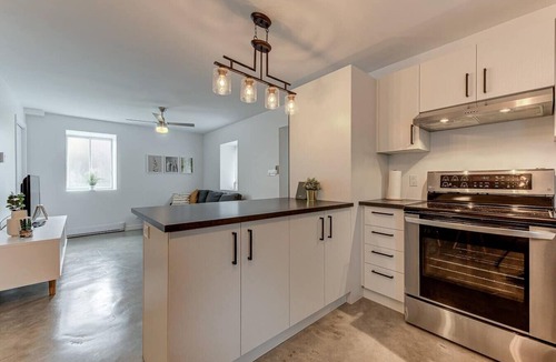 Quartier 5-4 Apartment | Le Royale - Havre de paix-Two Bedrooms