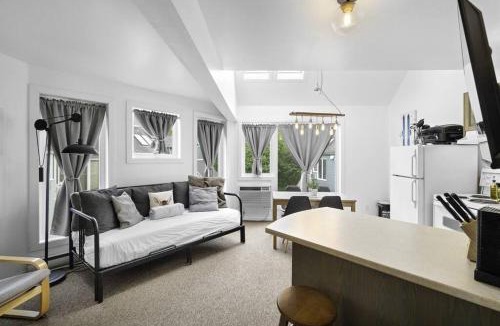 Mont-Tremblant Pedestrian Village House | Le Skieur