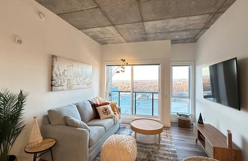 Saint-Roch Condo | Le Sky 1102 - with free interior parking + Gym